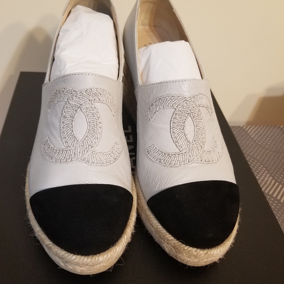 Authentic! Chanel leather  espadrilles - Picture 1 of 5
